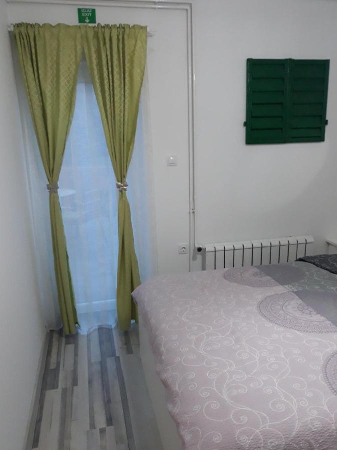 Tri Srece Apartment Ogulin Luaran gambar