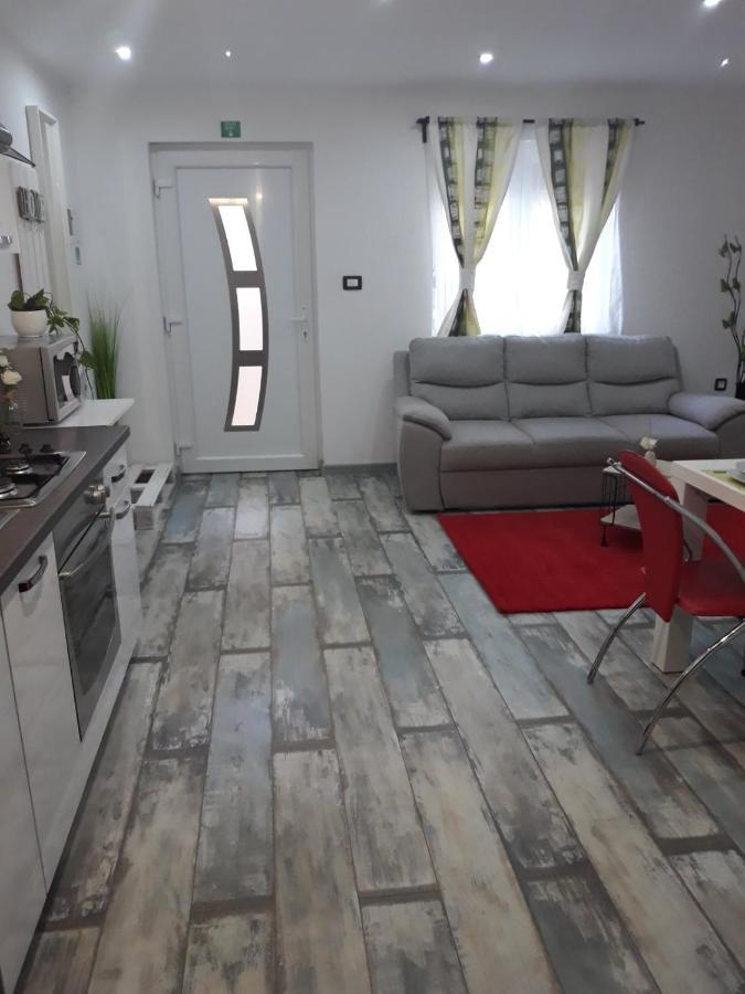 Tri Srece Apartment Ogulin Luaran gambar