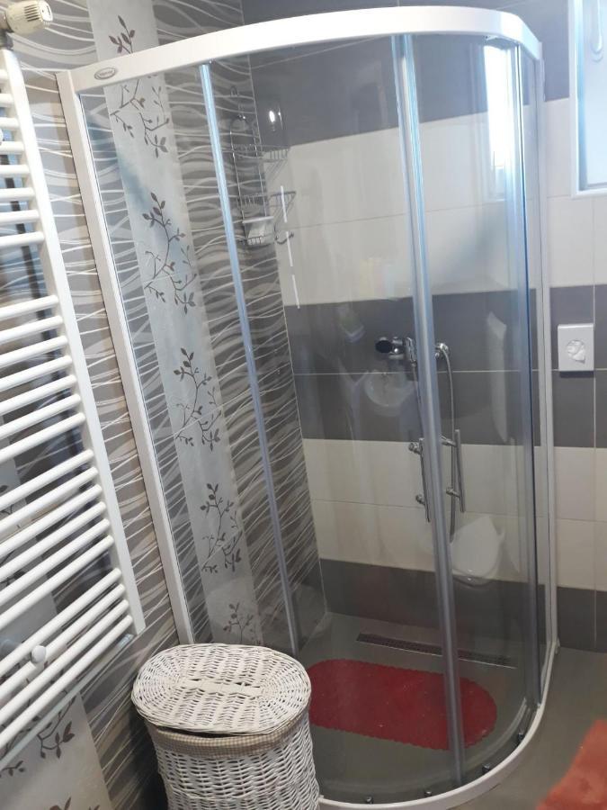 Tri Srece Apartment Ogulin Luaran gambar
