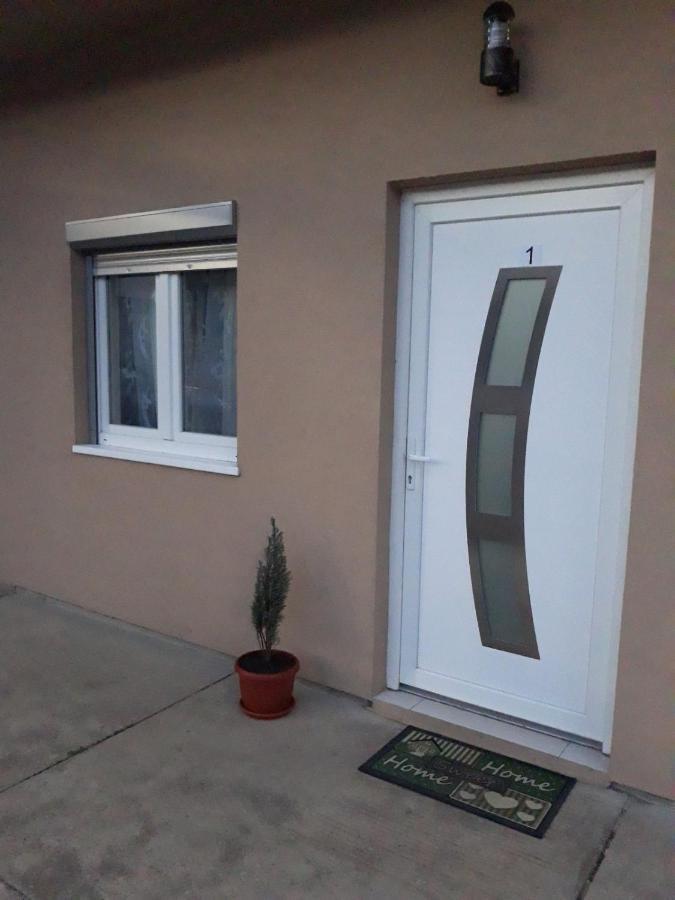 Tri Srece Apartment Ogulin Luaran gambar