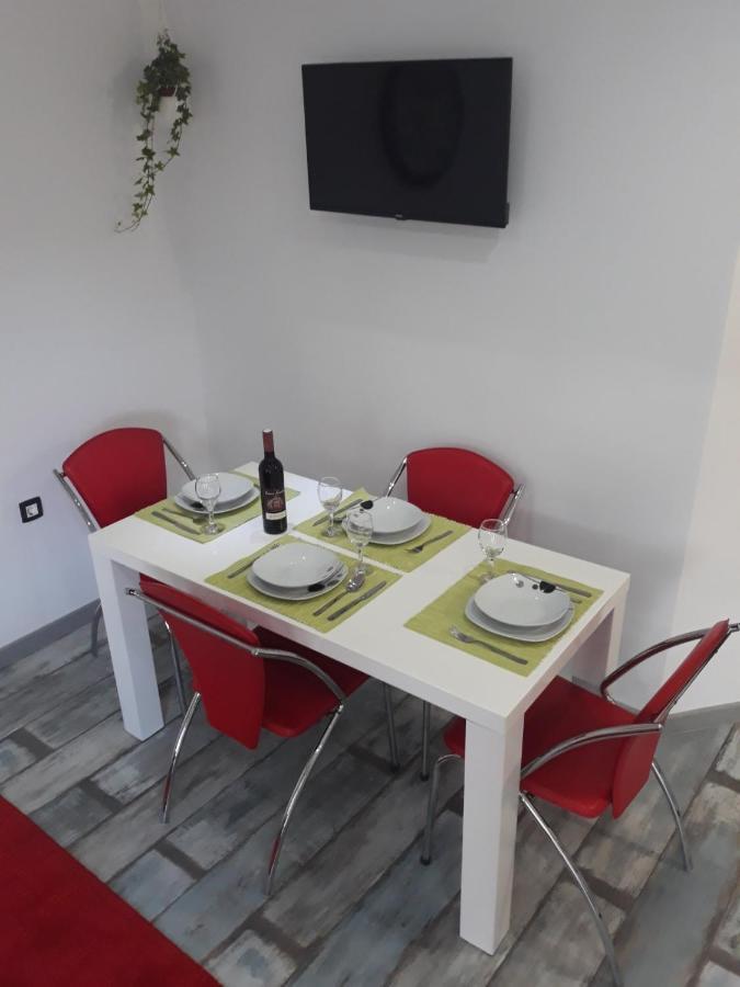 Tri Srece Apartment Ogulin Luaran gambar